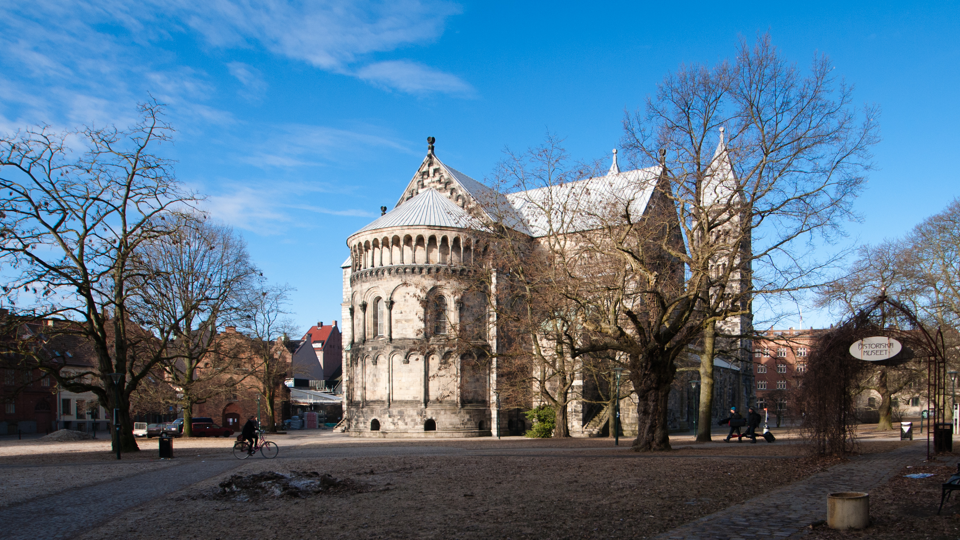 Sweden Vacation Tips for Lund Cathedral