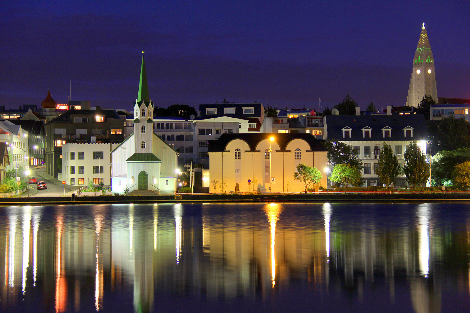 Things You Need to Know About Iceland: Nightlife in Reykjavik