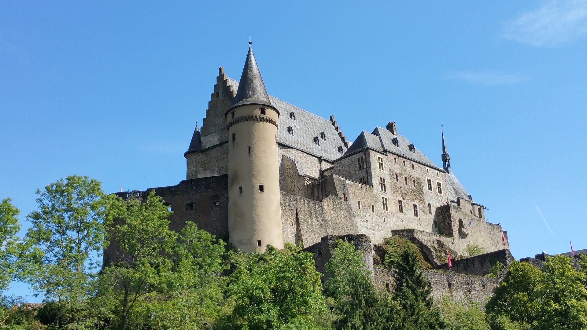 Vianden Castle: Traveling to Luxembourg